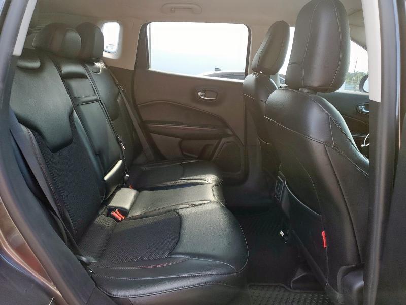 2018 JEEP COMPASS TR 3C4NJDDB2JT451358