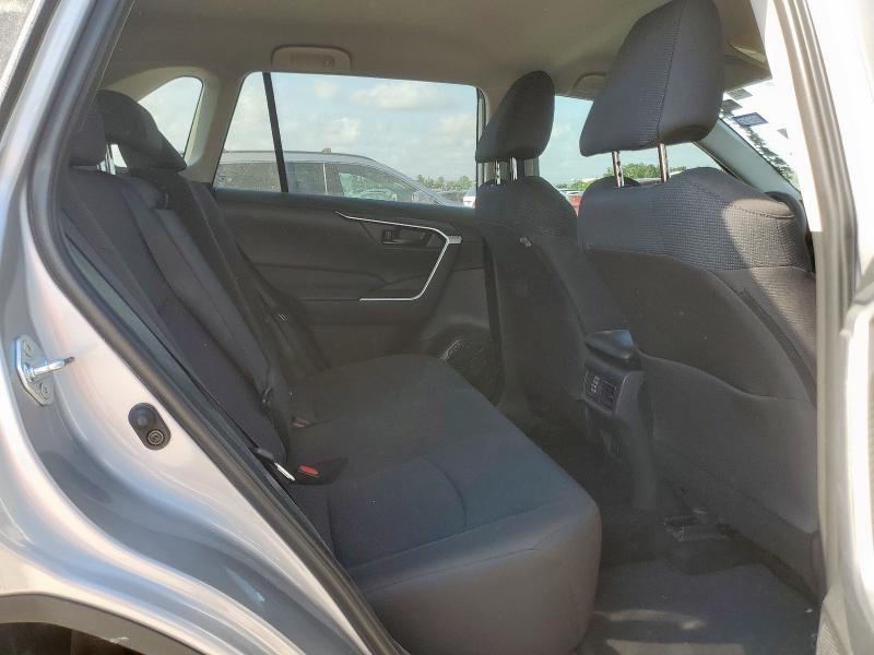2025 TOYOTA RAV4 LE - 2T3H1RFV3SC318606