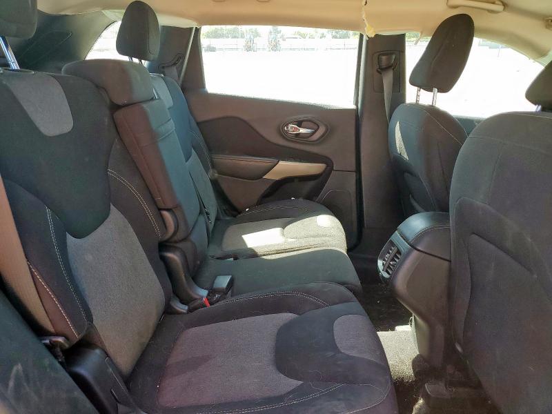 2017 JEEP CHEROKEE SPORT 1C4PJMAB7HD240007