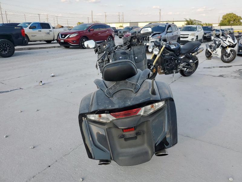 2013 HONDA GL1800 B JH2SC6810DK000906