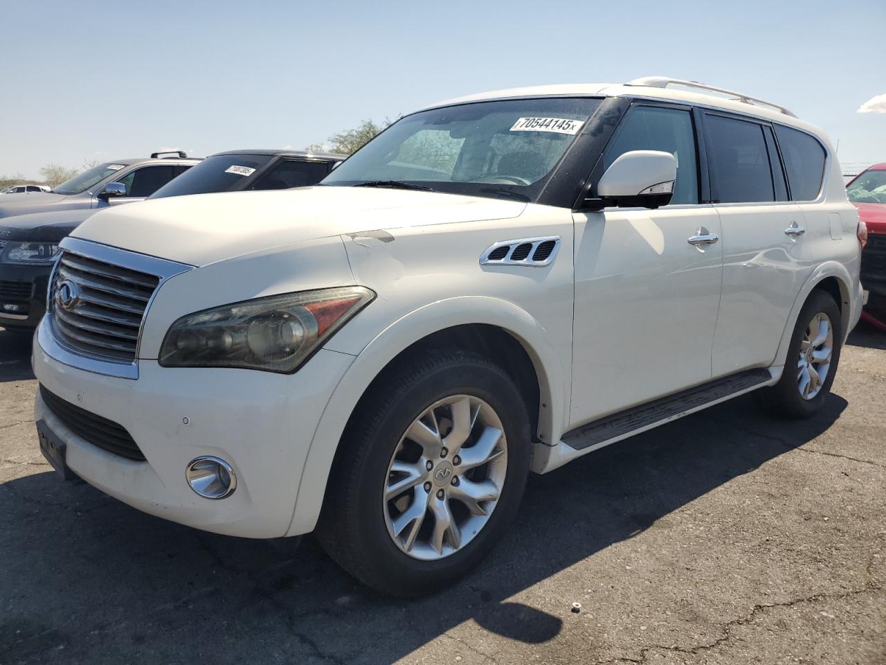 INFINITI QX56