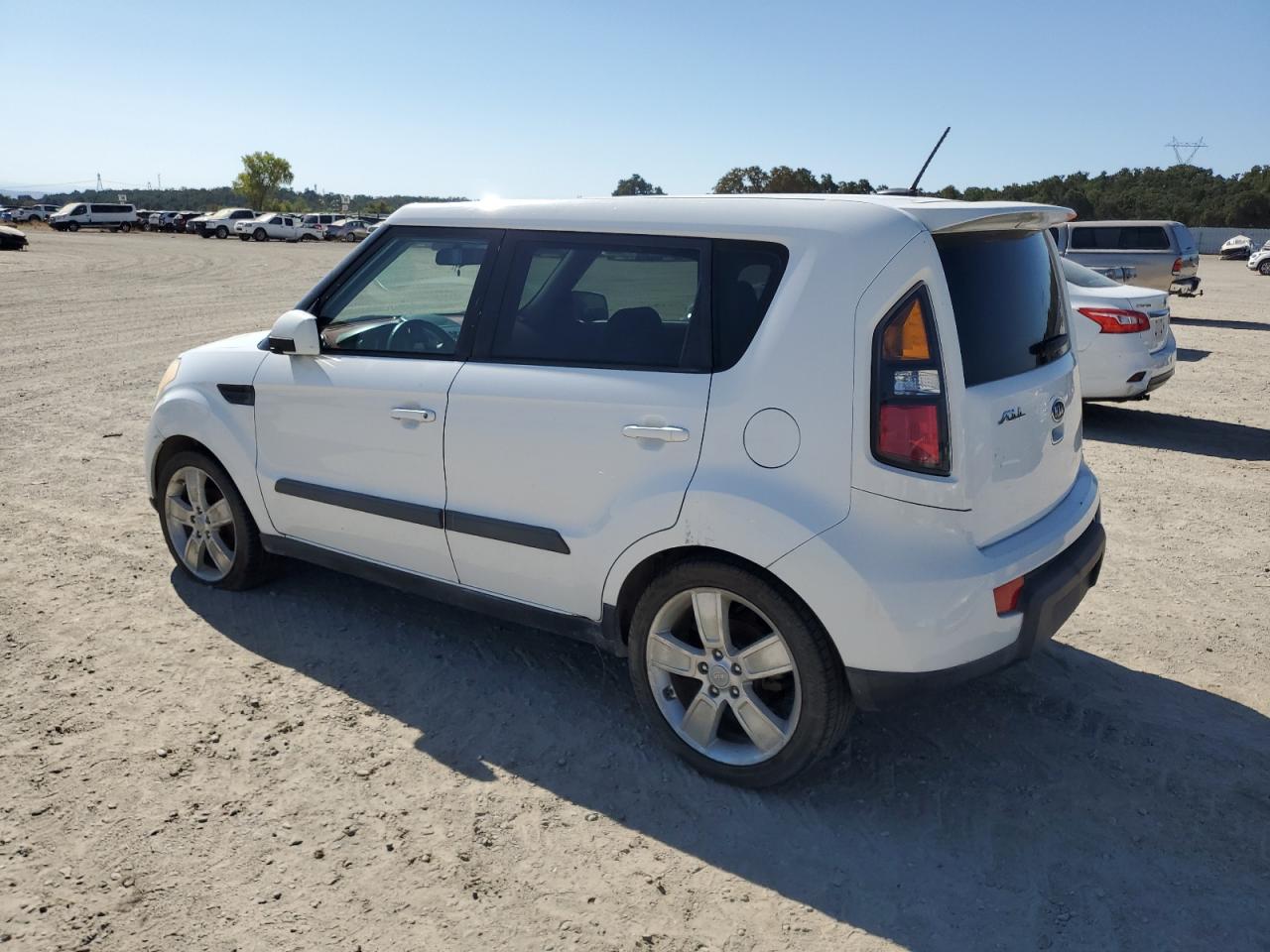 KIA SOUL +