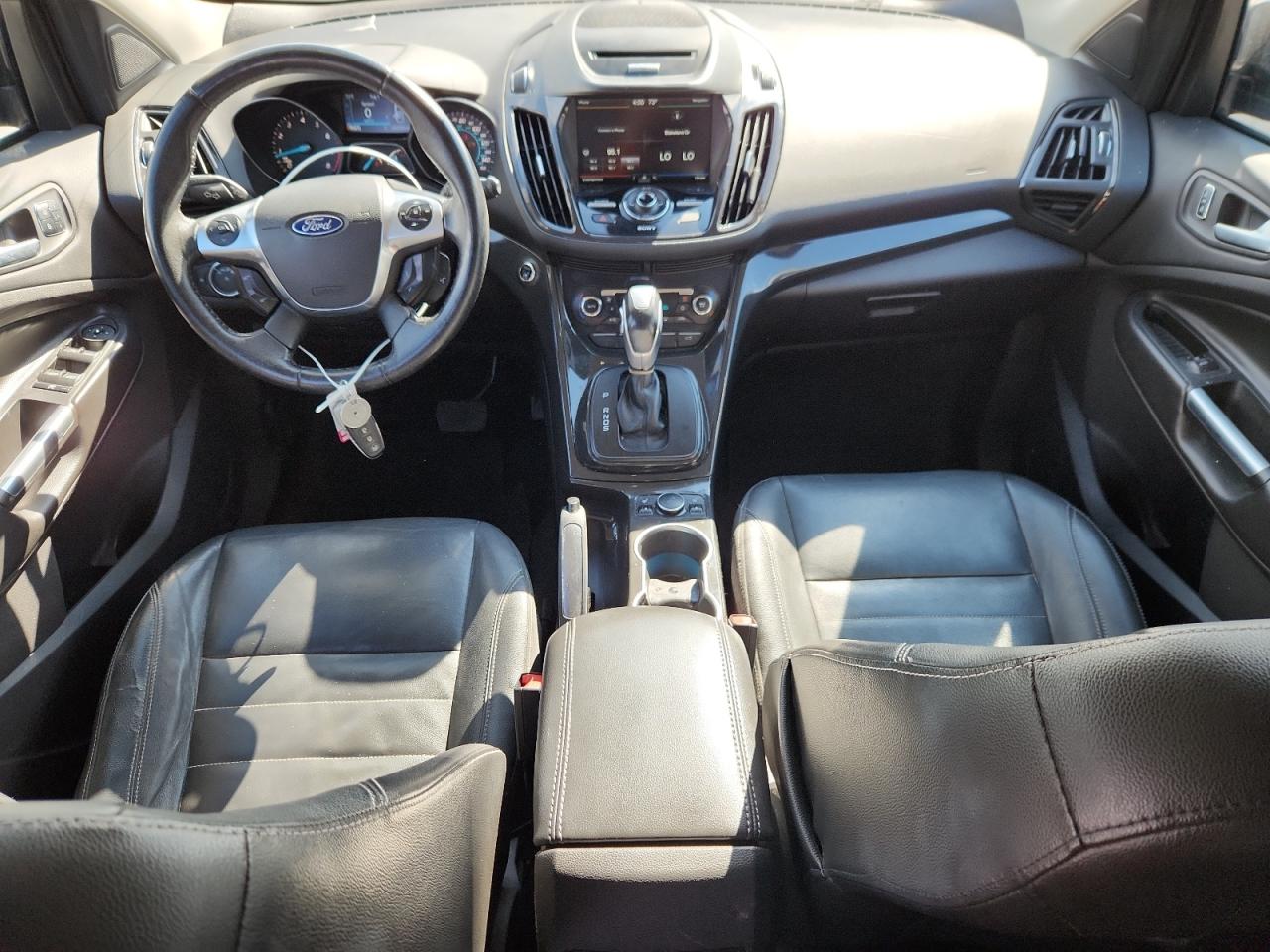 FORD ESCAPE TITANIUM