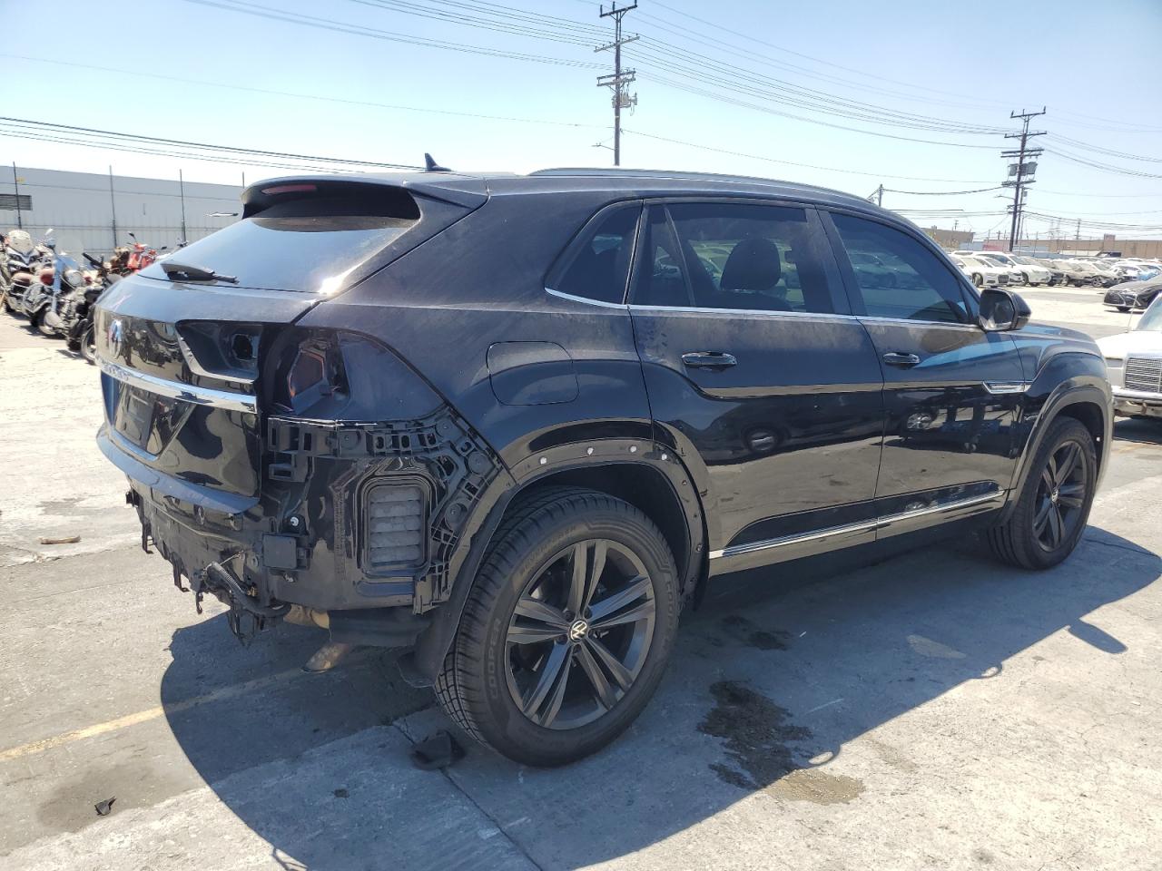 VOLKSWAGEN ATLAS CROSS SPORT SE