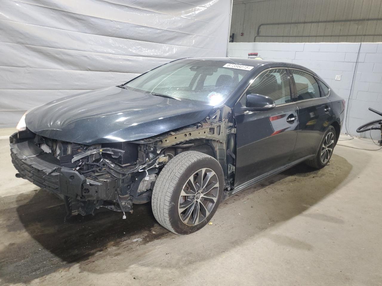 TOYOTA AVALON XLE