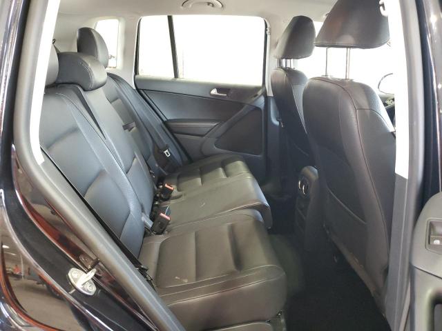 2017 VOLKSWAGEN TIGUAN S WVGAV7AX7HK017223