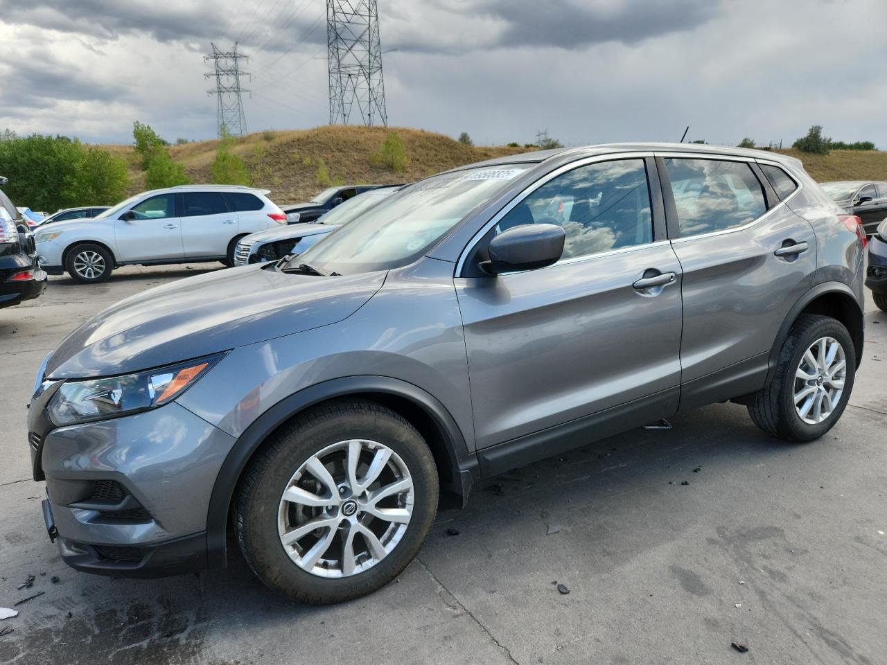 NISSAN ROGUE SPORT S