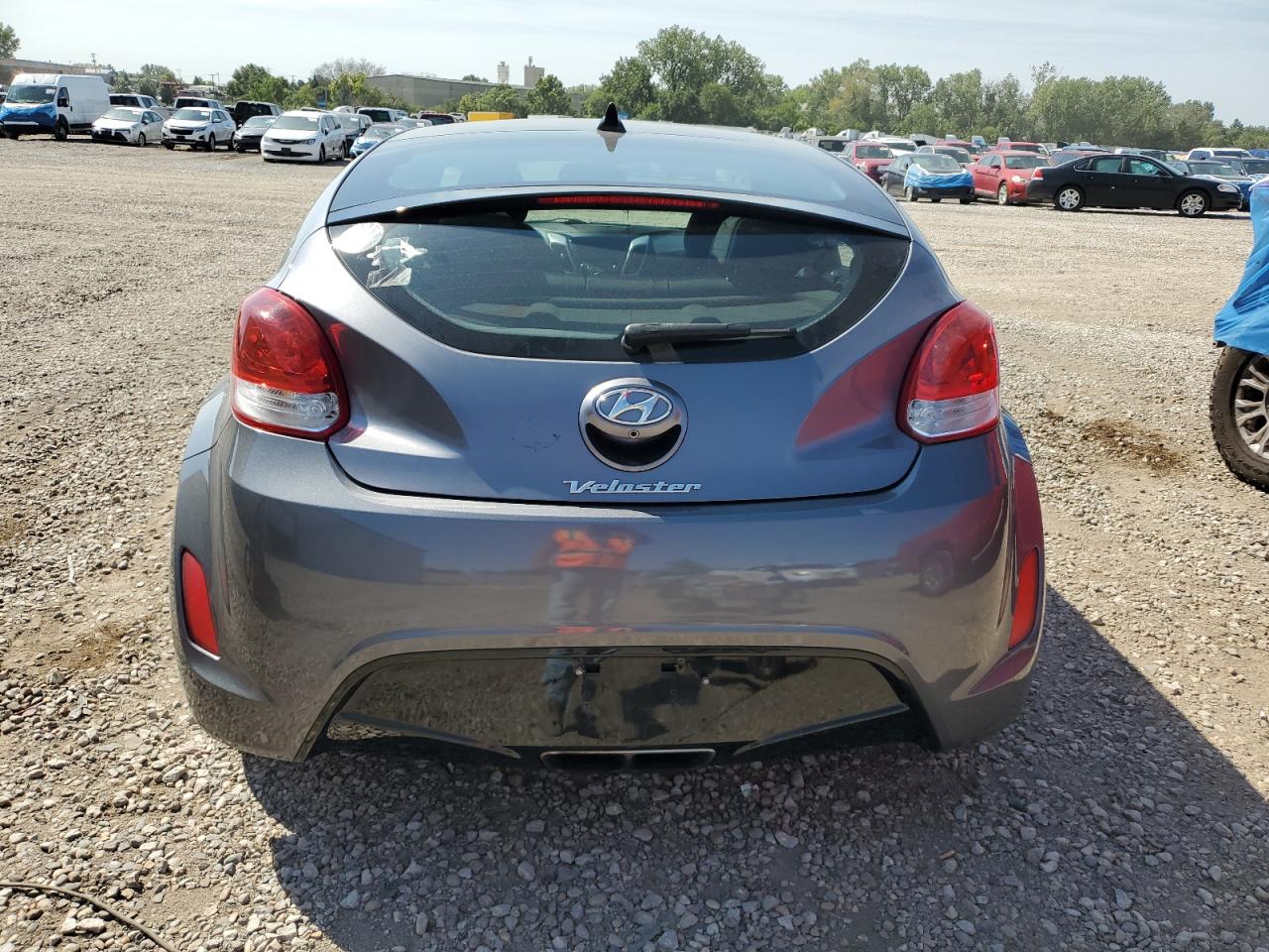 HYUNDAI VELOSTER