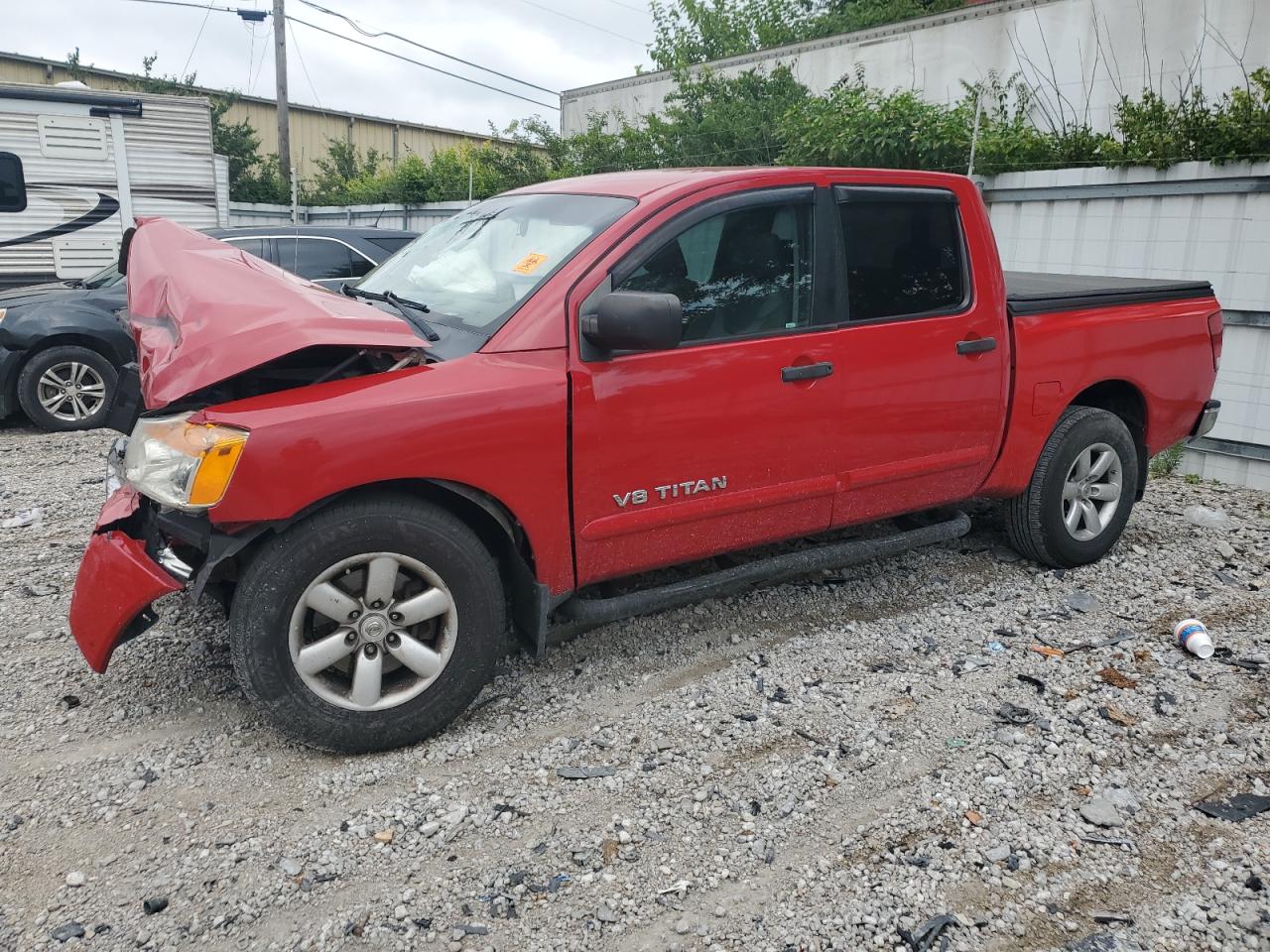 NISSAN TITAN S