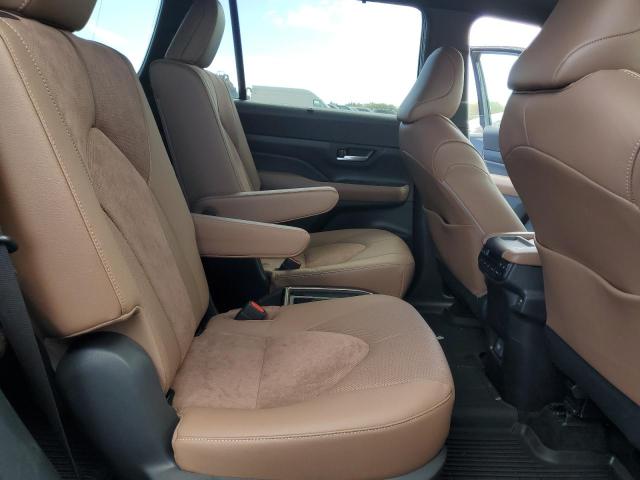 2024 TOYOTA GRAND HIGH - 5TDADAB56RS010548