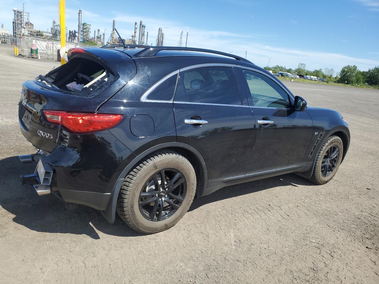 INFINITI QX70