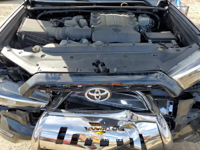 2018 TOYOTA 4RUNNER SR JTEBU5JR4J5568002