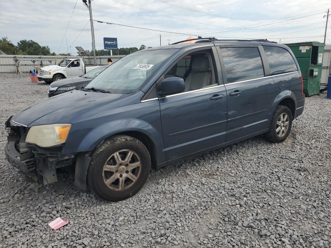  Salvage Chrysler Minivan