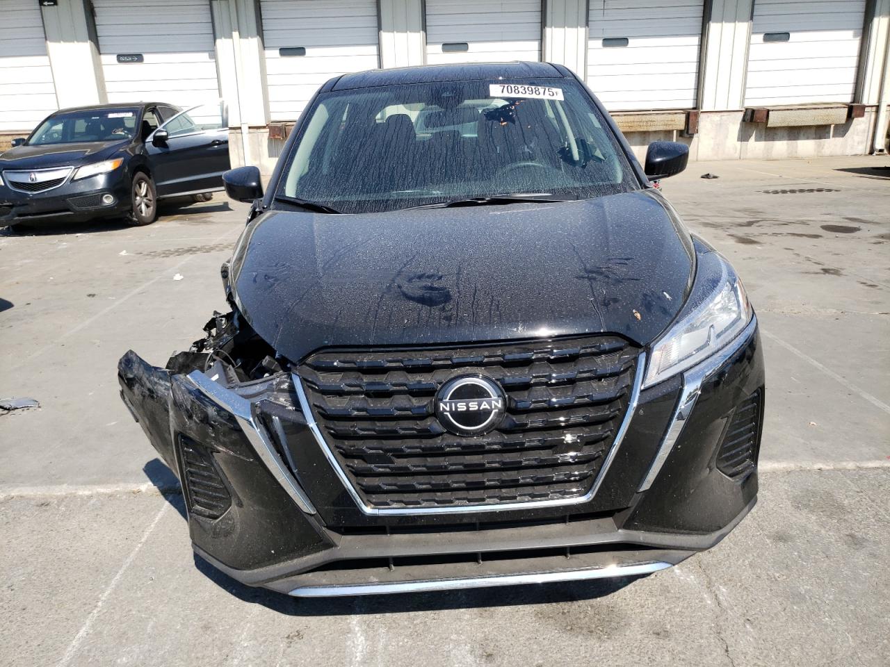 NISSAN KICKS S