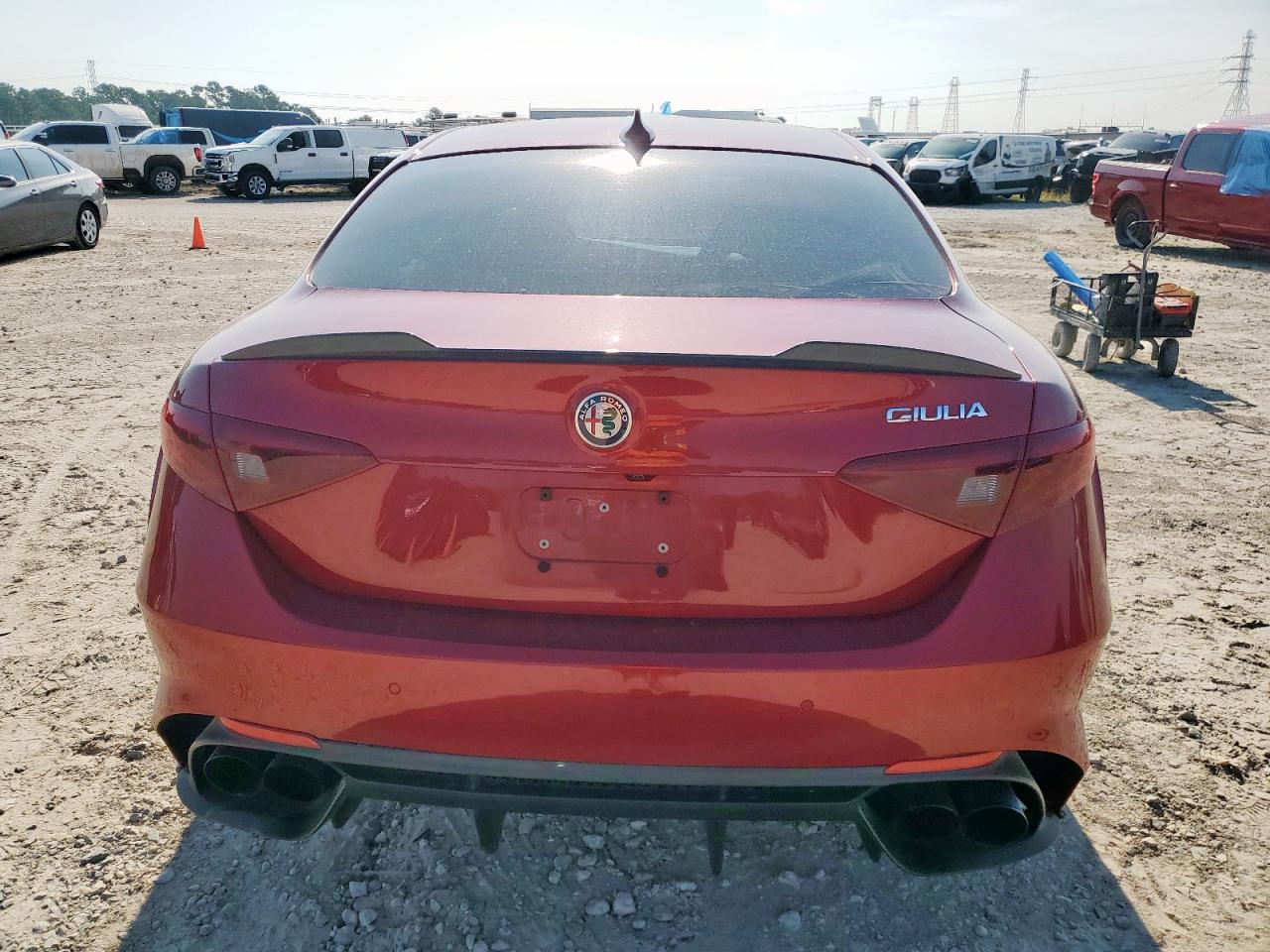 ALFA ROMEO GIULIA QUADRIFOGLIO