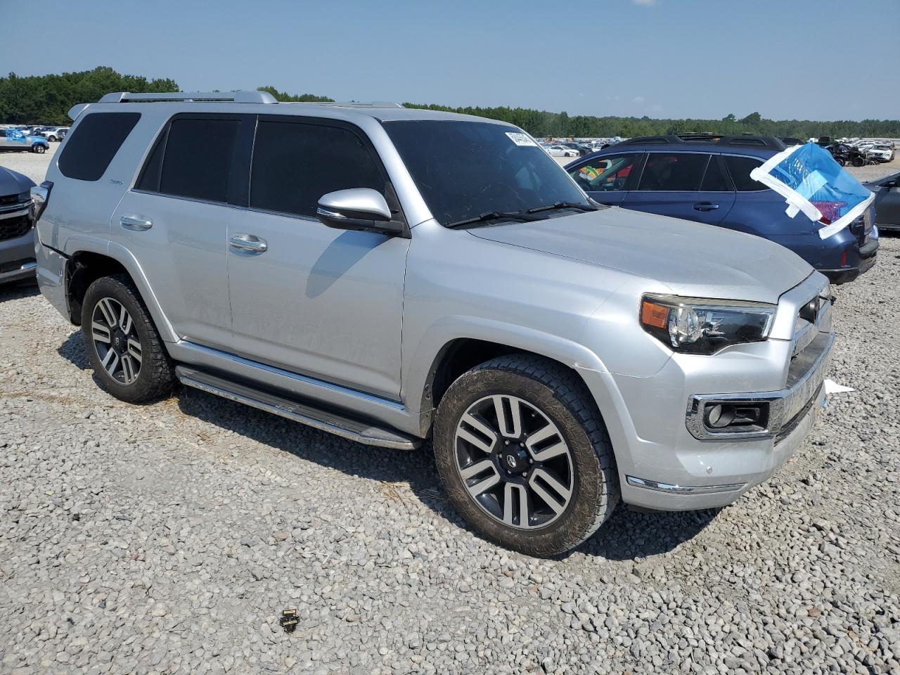 TOYOTA 4RUNNER SR5/SR5 PREMIUM