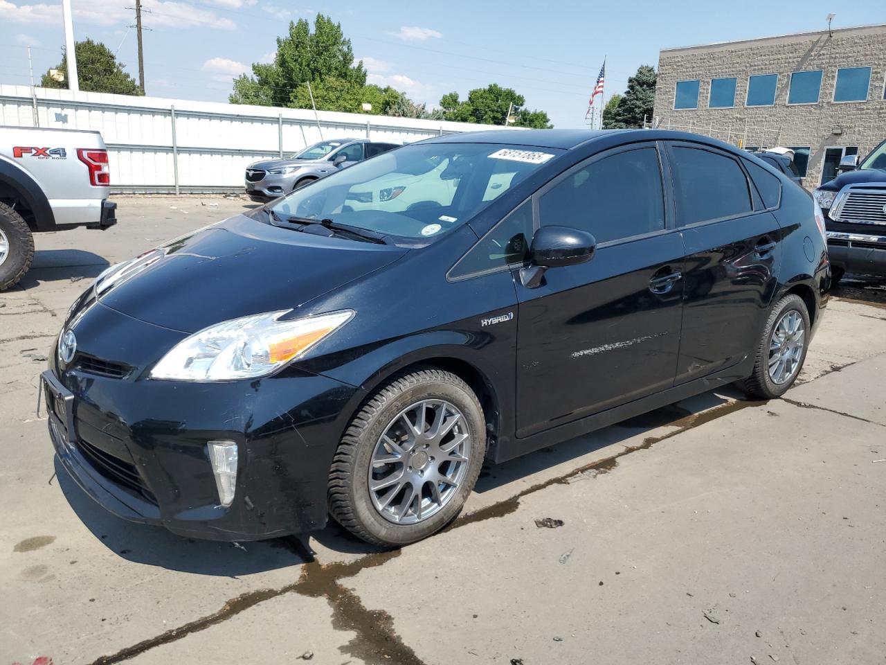 TOYOTA PRIUS