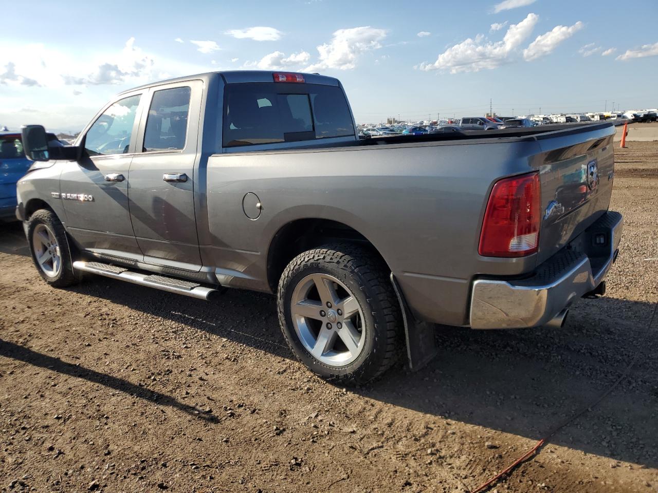 DODGE RAM 1500 SLT