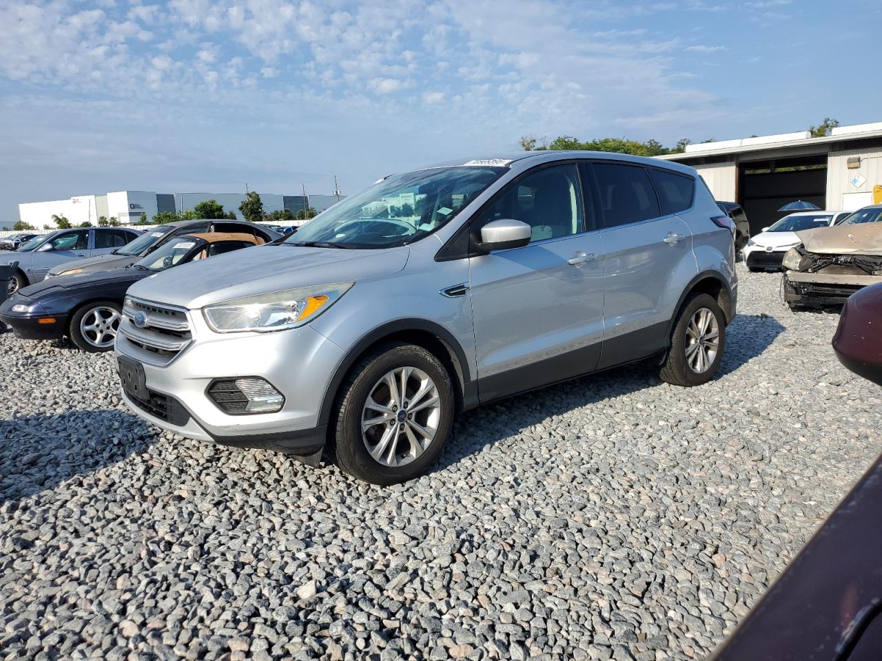 FORD ESCAPE SE