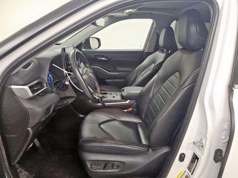 2022 TOYOTA HIGHLANDER HYBRID XLE 5TDGBRCH2NS543577