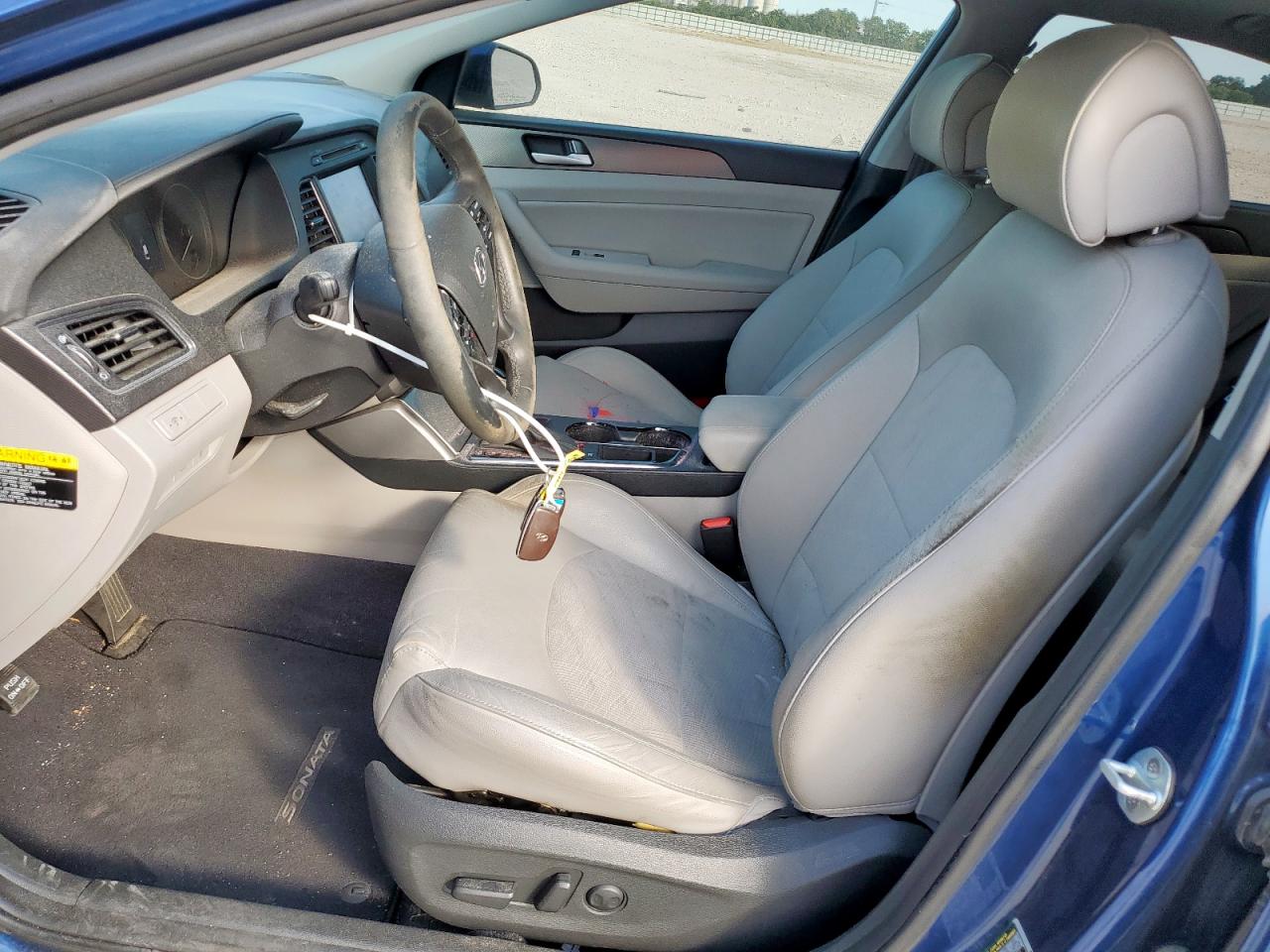 HYUNDAI SONATA SPORT