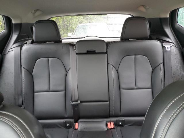 2019 VOLVO XC40 T5 MOMENTUM YV4162UK6K2140035