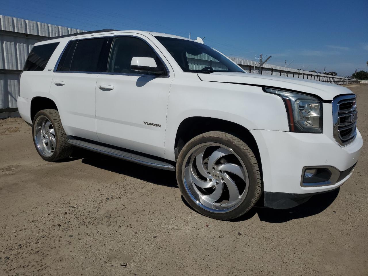GMC YUKON SLT
