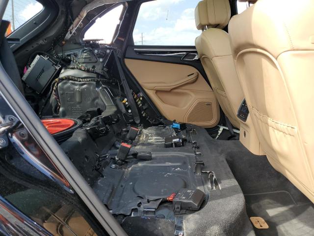 2017 PORSCHE MACAN WP1AA2A50HLB81567