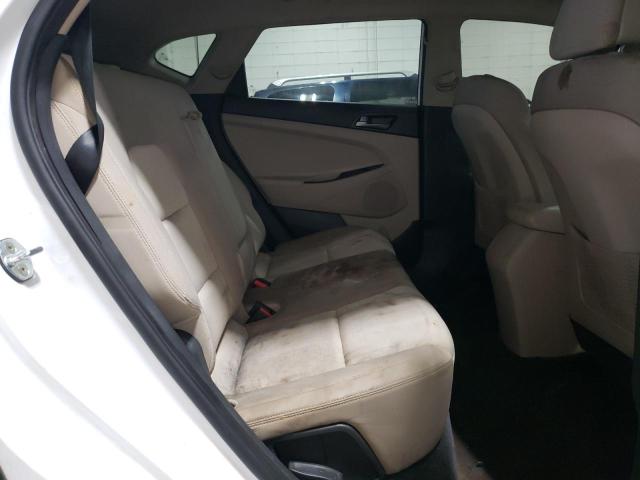 2017 HYUNDAI TUCSON SE KM8J23A42HU545280