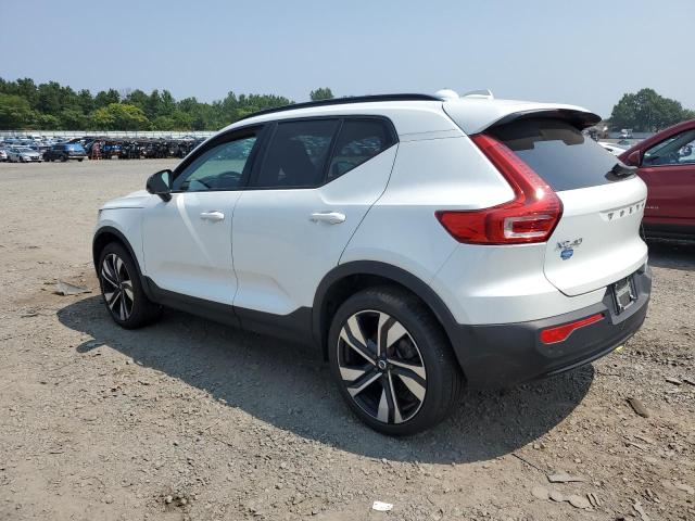 2024 VOLVO XC40 PLUS YV4L12UL4R2358985