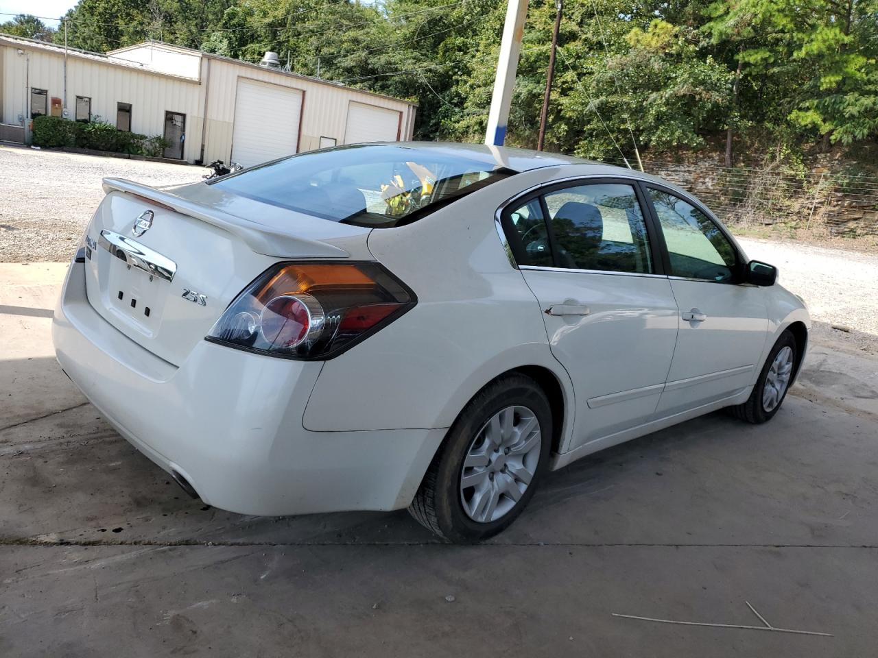 NISSAN ALTIMA BASE