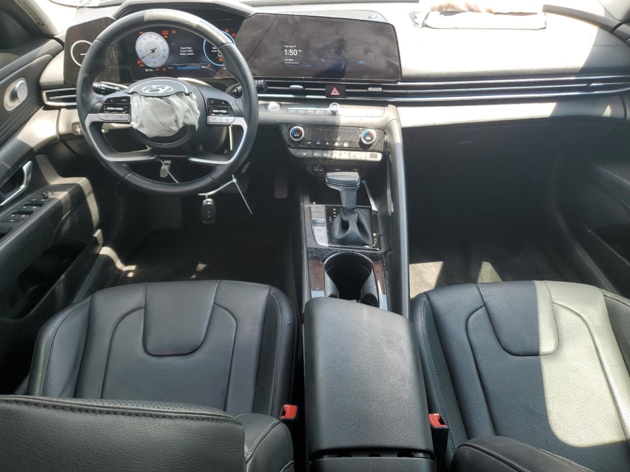 HYUNDAI ELANTRA LIMITED