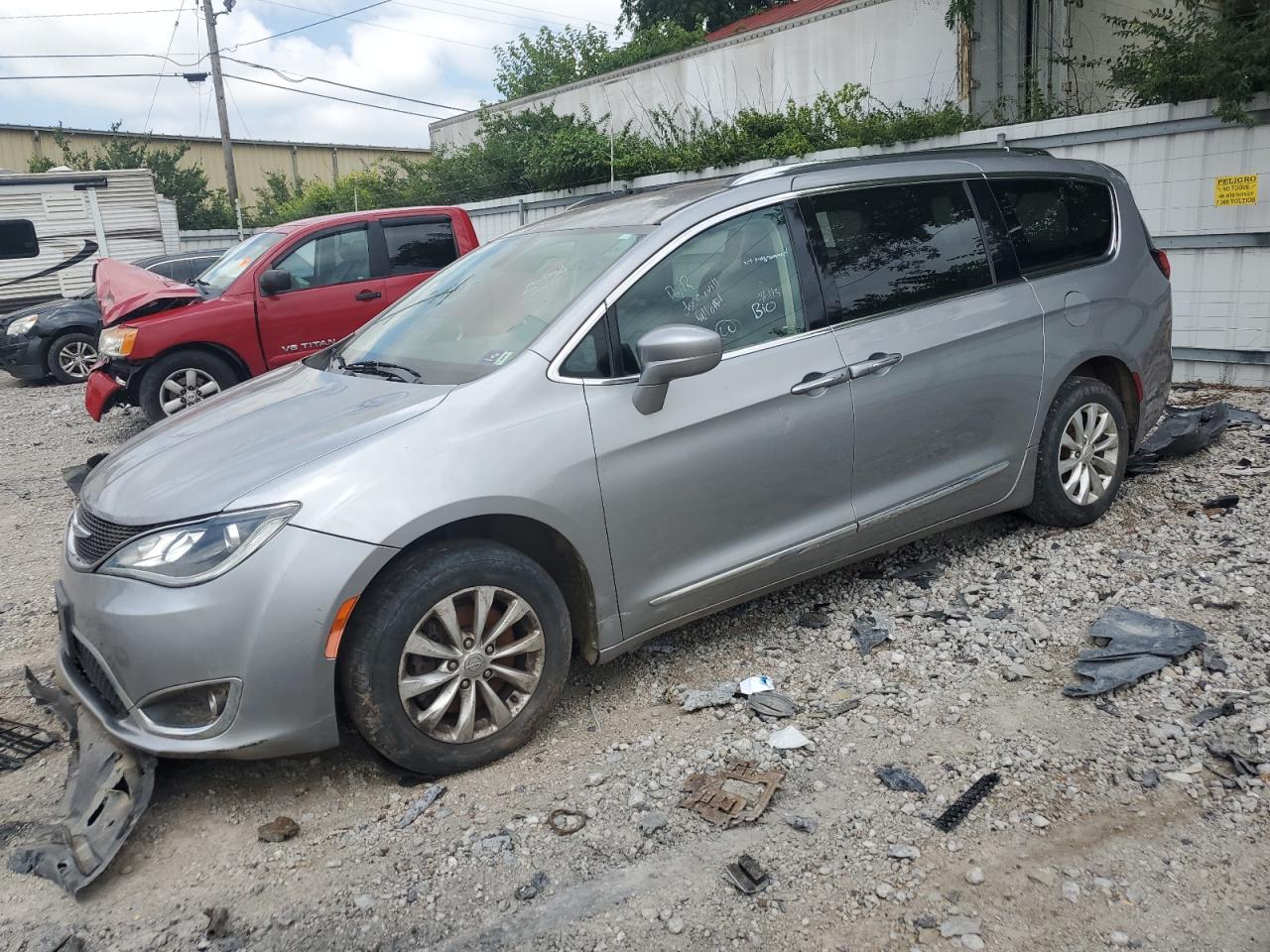 CHRYSLER PACIFICA TOURING L