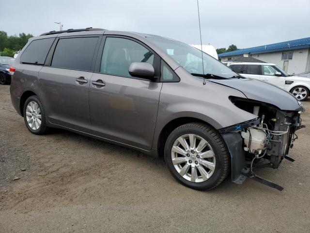 2011 TOYOTA SIENNA XLE - 5TDDK3DC2BS007999