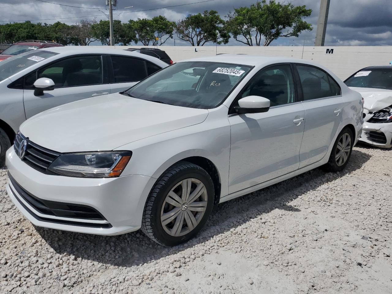 VOLKSWAGEN JETTA S