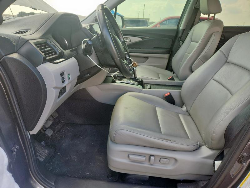 2019 HONDA PILOT TOUR 5FNYF5H65KB012267