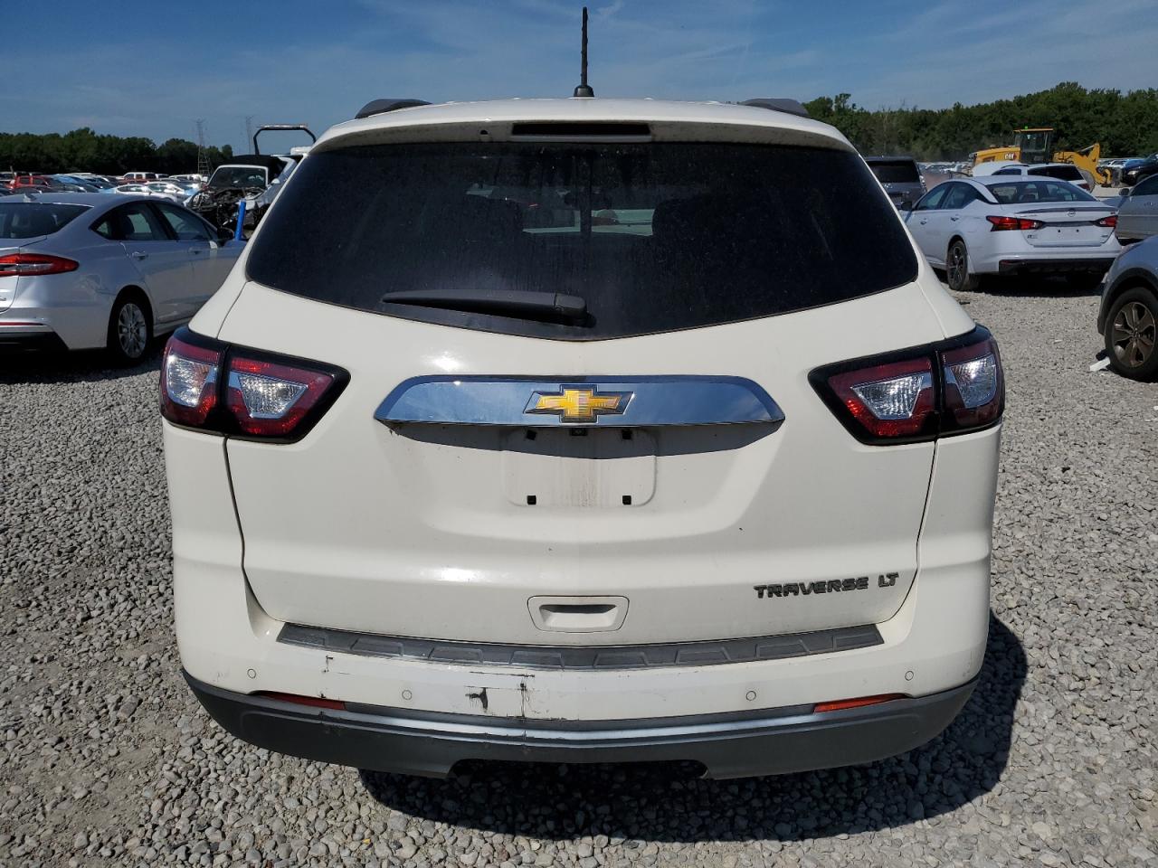CHEVROLET TRAVERSE LT