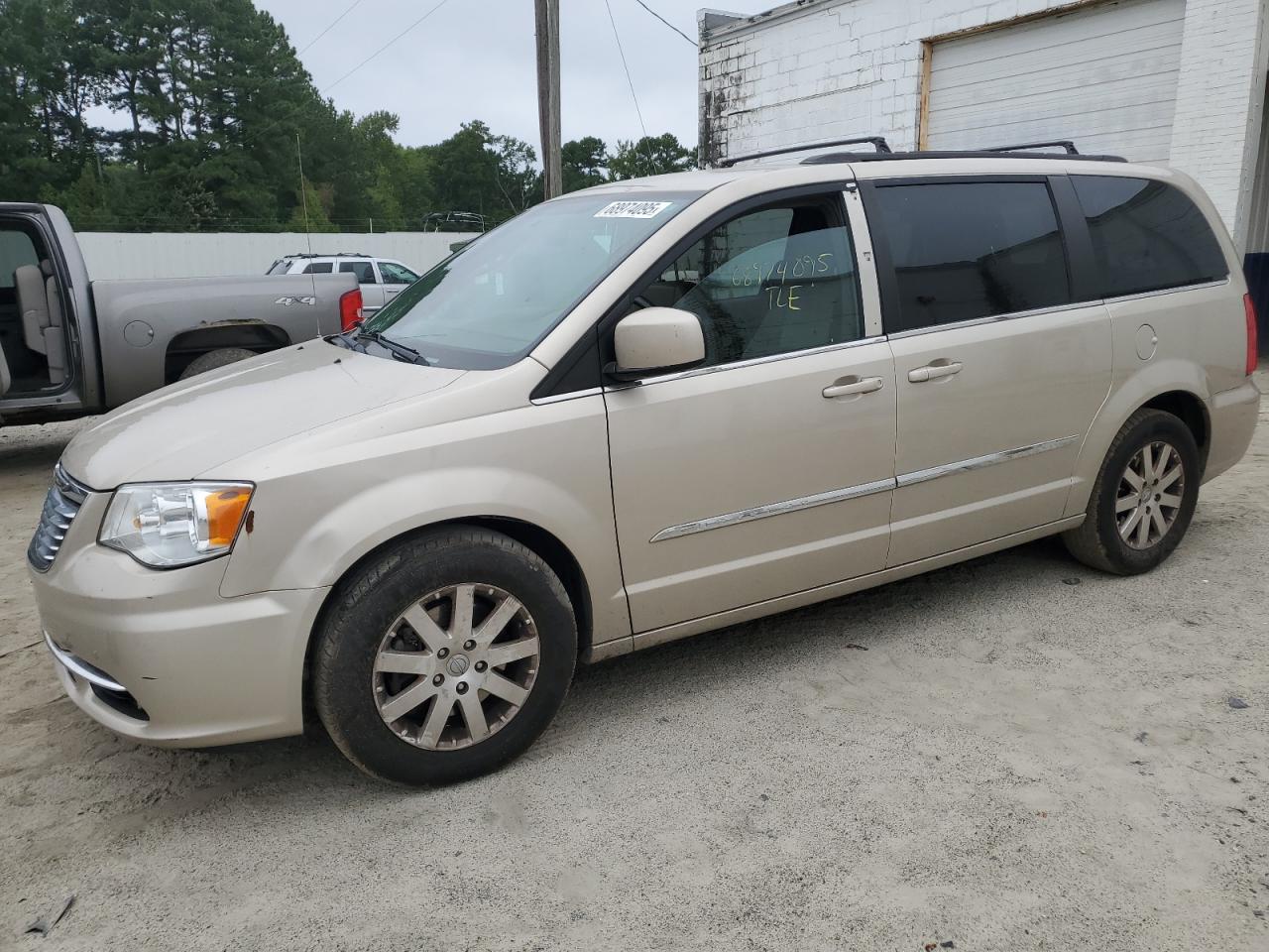 CHRYSLER TOWN & COUNTRY TOURING