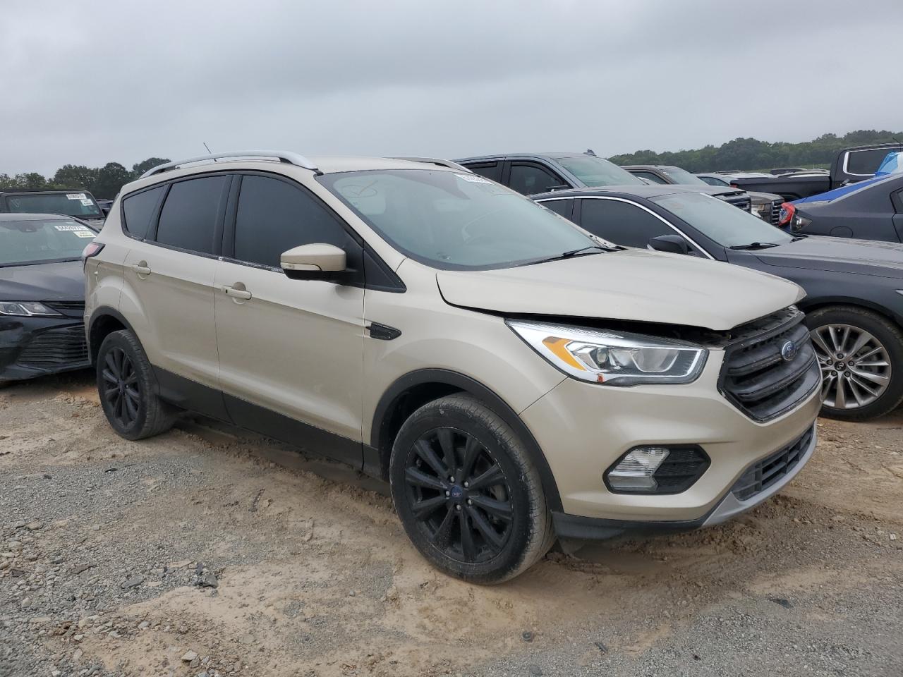 FORD ESCAPE TITANIUM