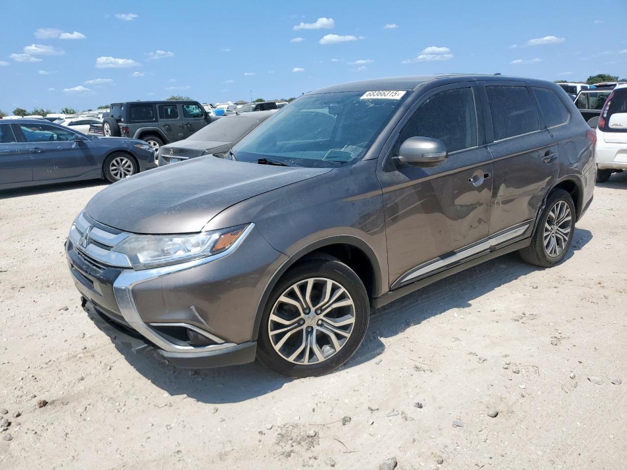 MITSUBISHI OUTLANDER SE
