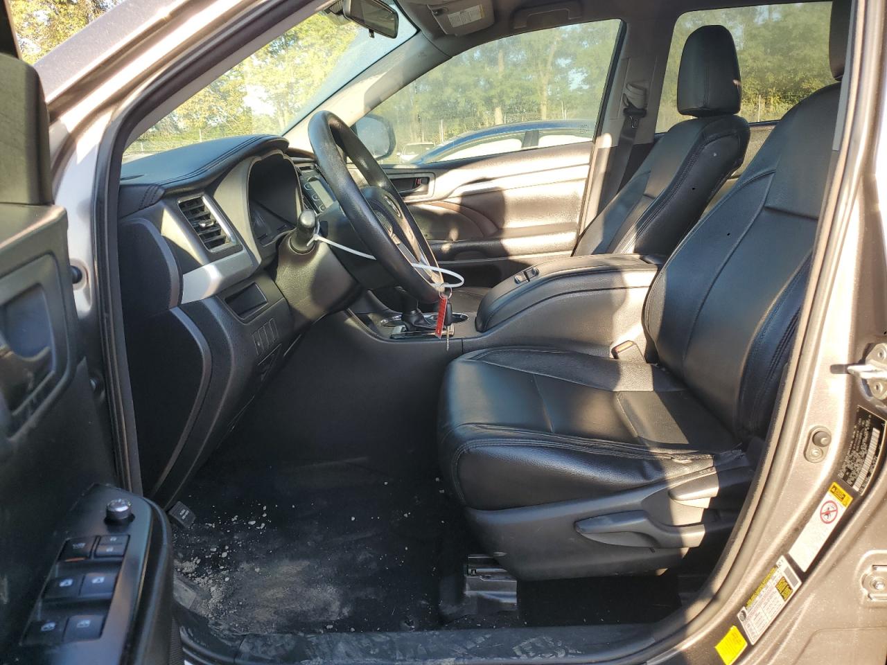 TOYOTA HIGHLANDER LE