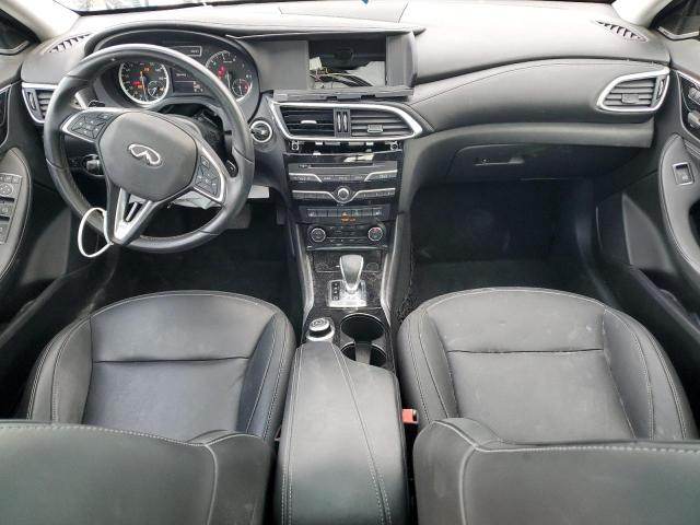 2017 INFINITI QX30 BASE SJKCH5CP6HA038220