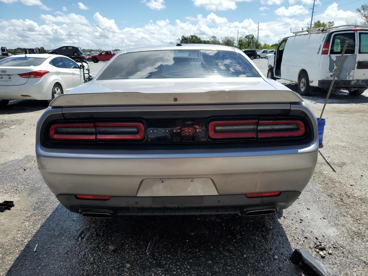 DODGE CHALLENGER SXT