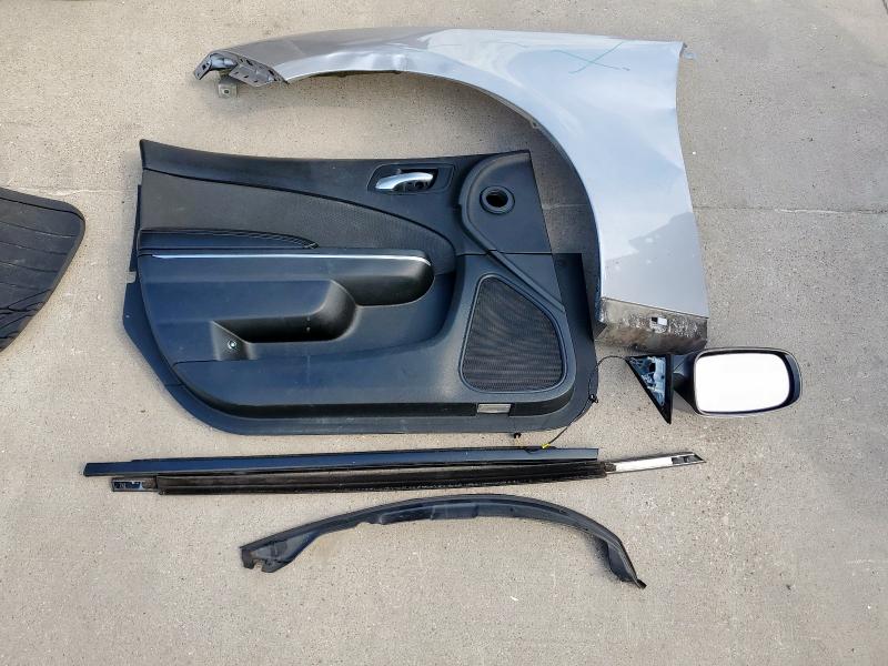 2016 DODGE CHARGER SE 2C3CDXBGXGH267483