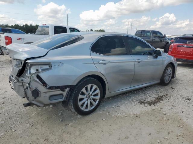 2018 TOYOTA CAMRY L 4T1B11HK8JU143382