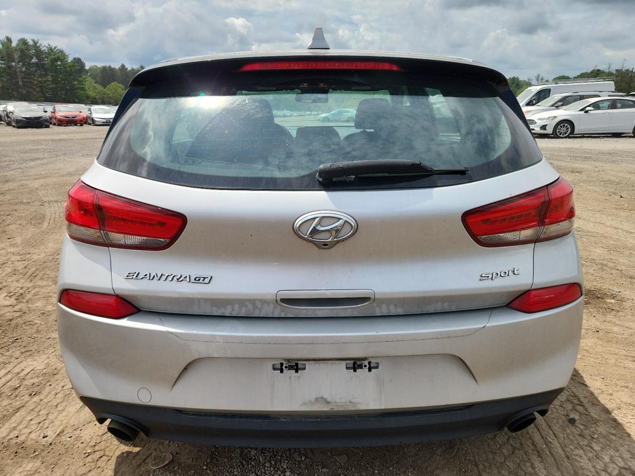 HYUNDAI ELANTRA SPORT