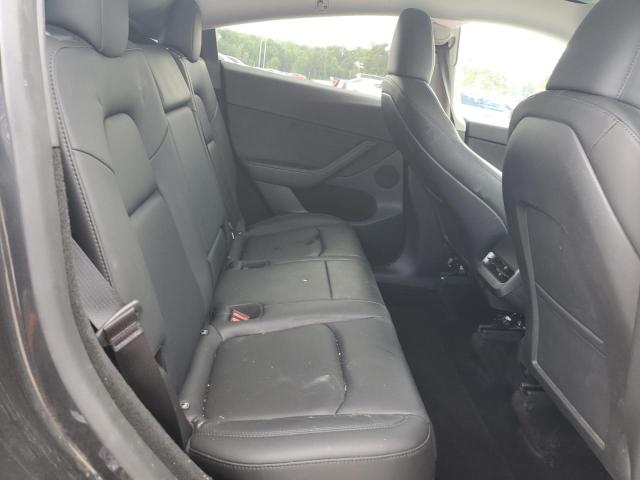 2024 TESLA MODEL Y 7SAYGDED0RF018730
