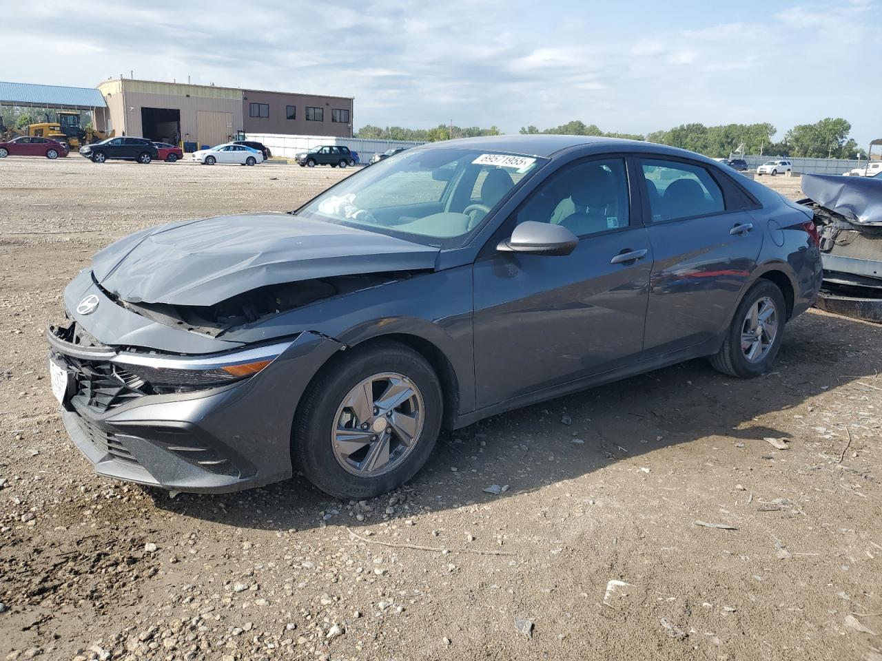 HYUNDAI ELANTRA SE