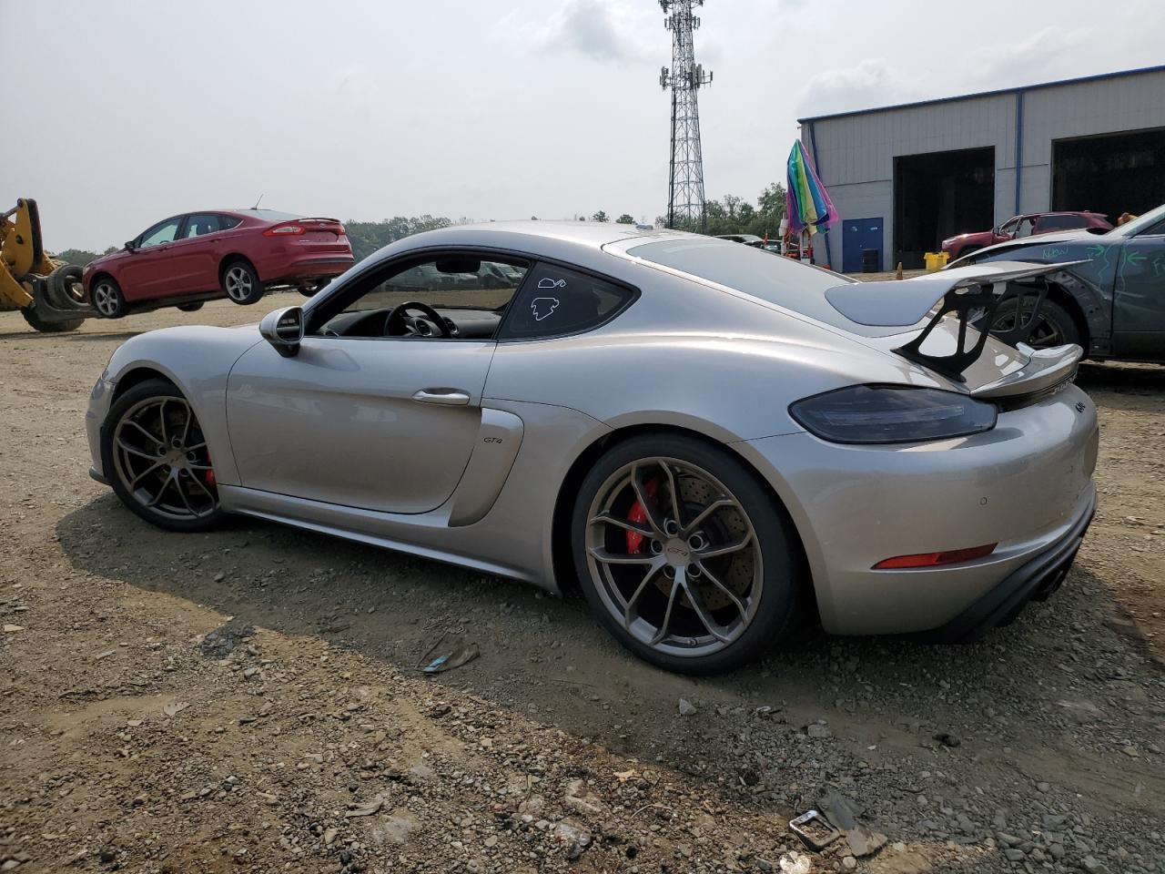 PORSCHE CAYMAN GT4