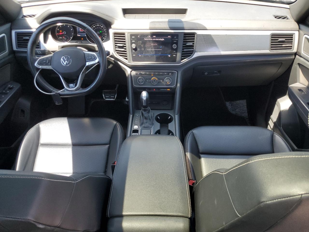 VOLKSWAGEN ATLAS CROSS SPORT SE